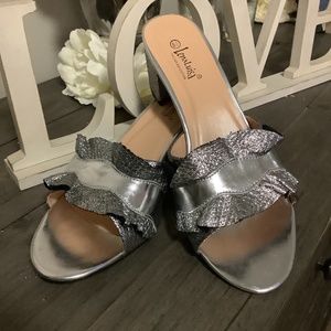 Silver Sandles